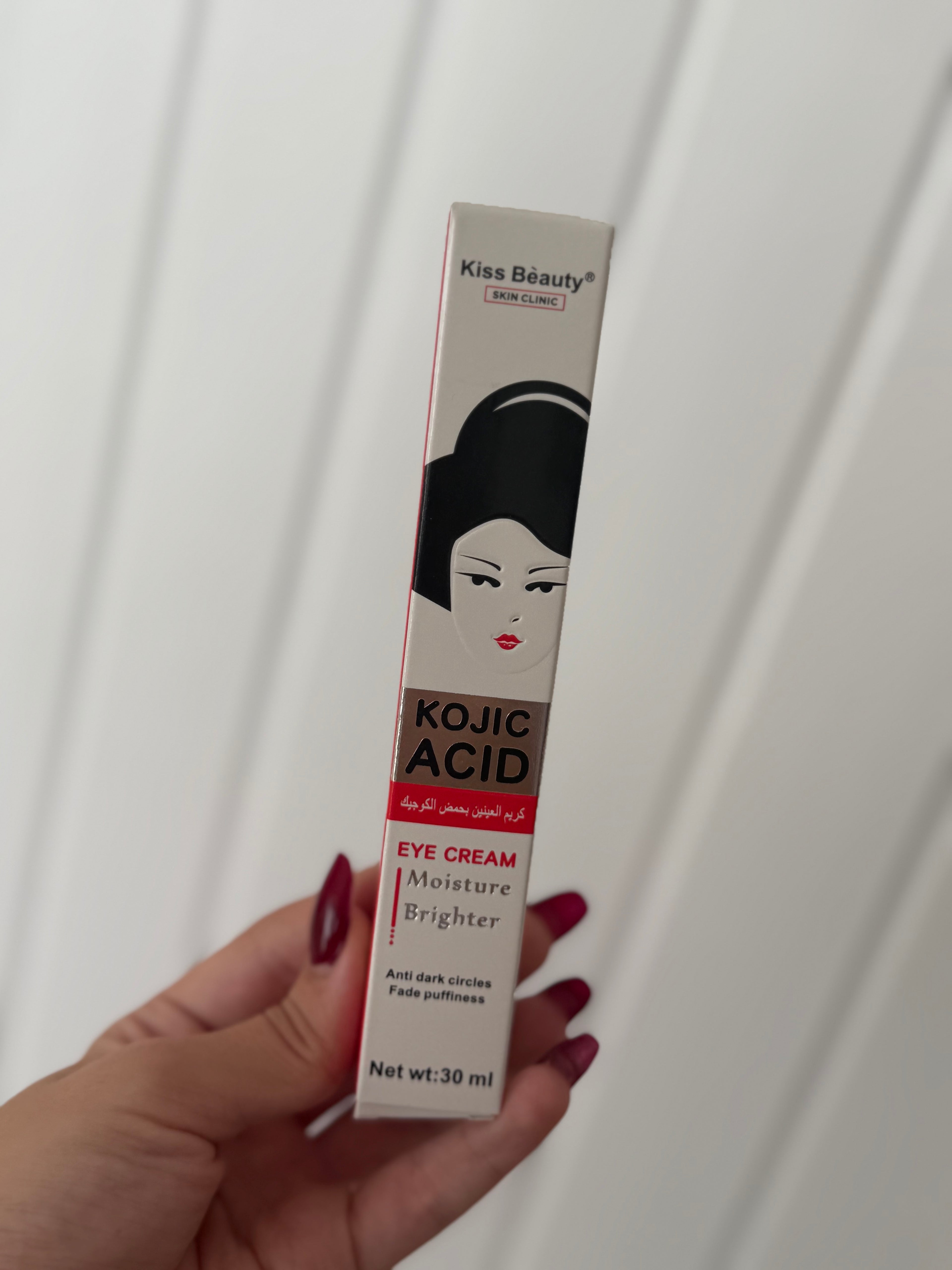 Contorno ojos coreano