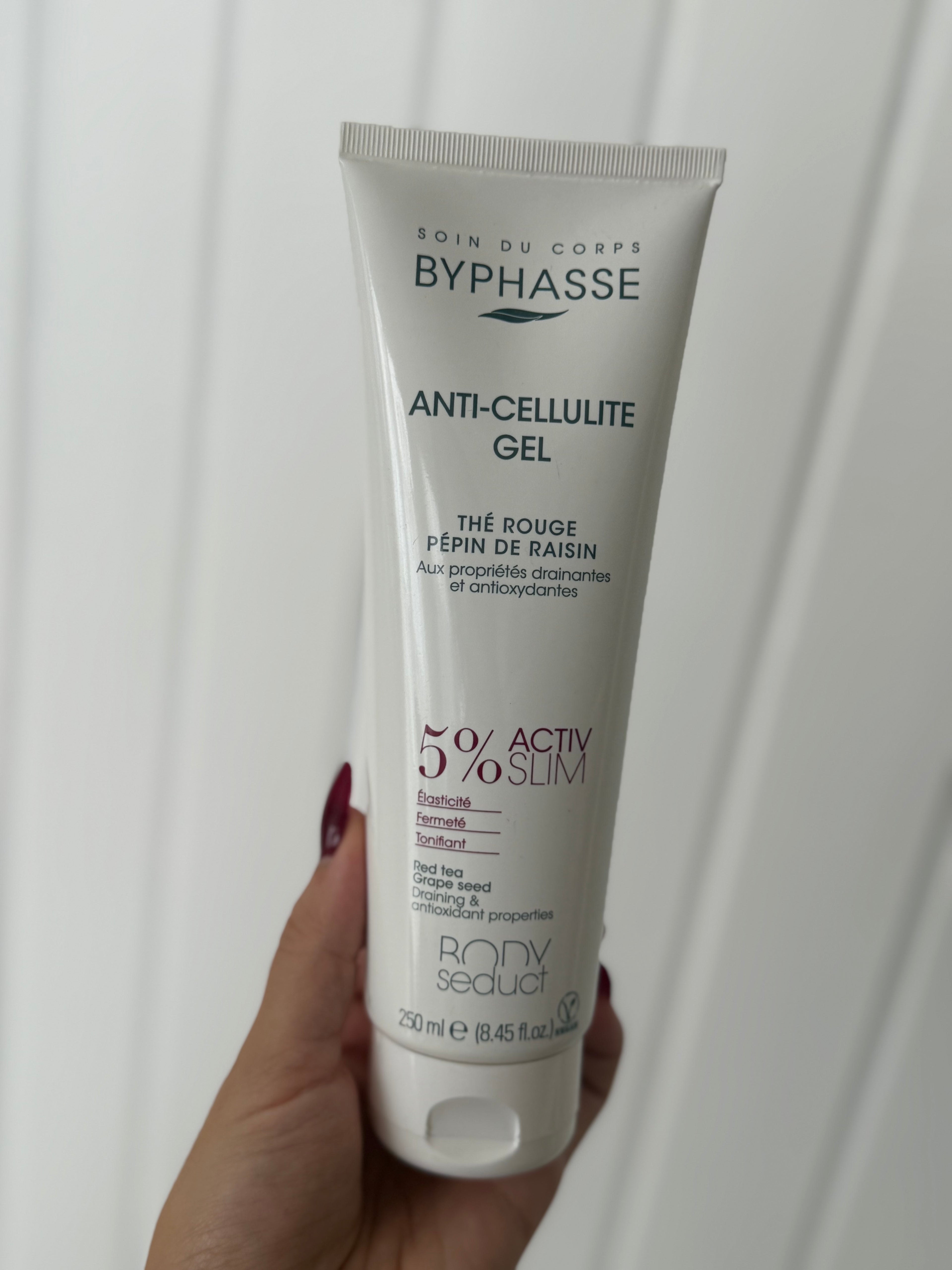 Crema corporal anticelulitica