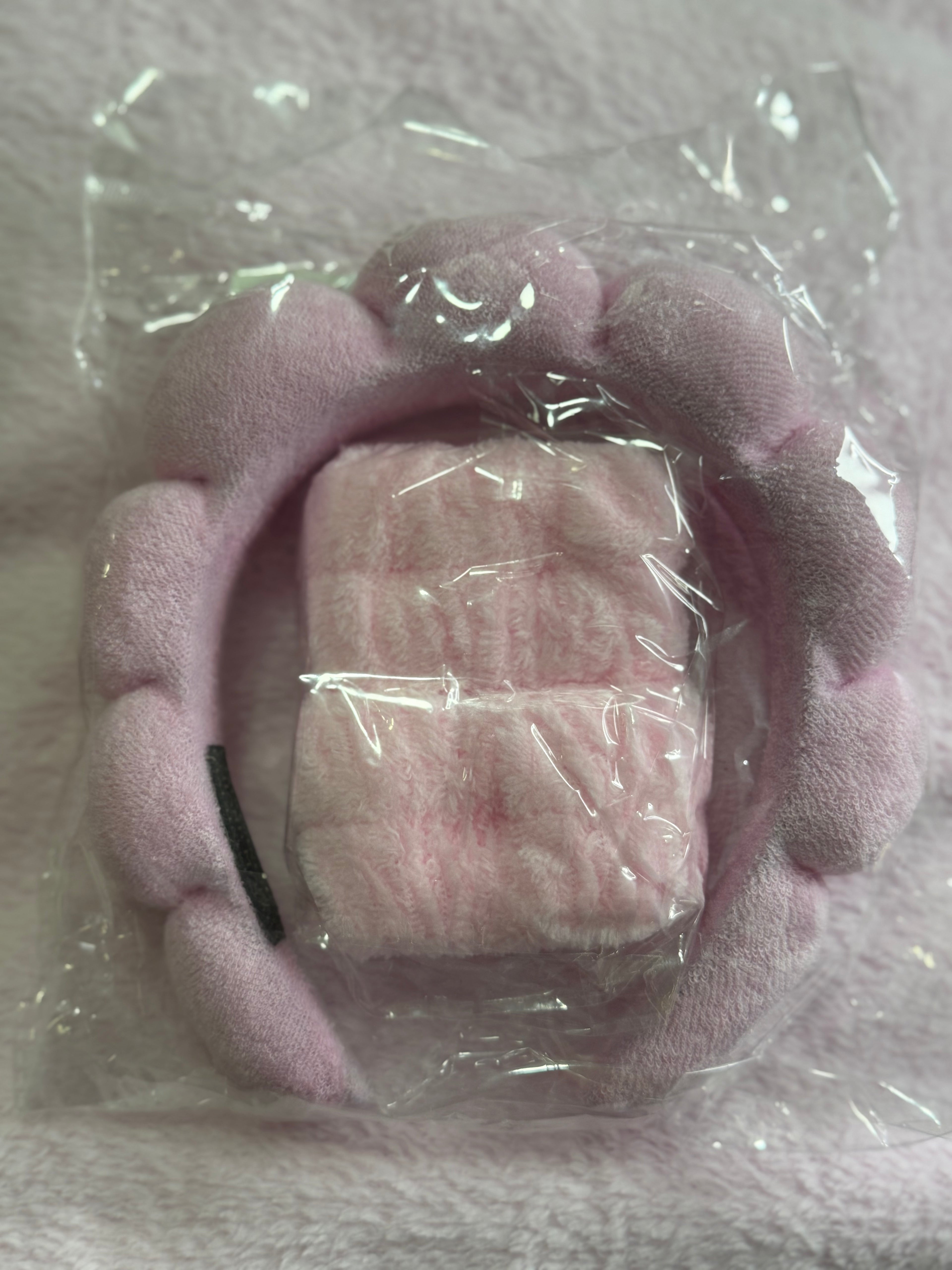 Diadema y muñequeras skincare